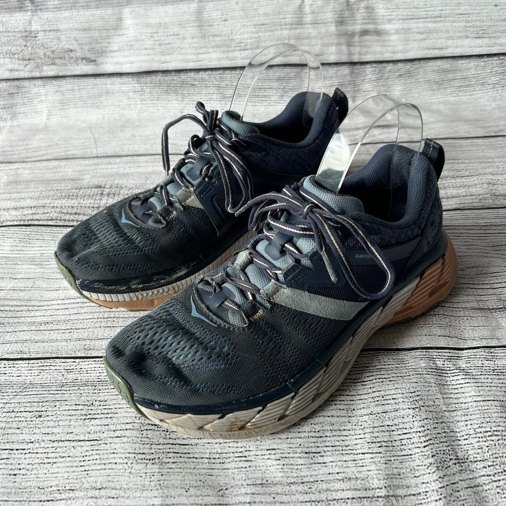 Hoka One One Gaviota 2 navy blue and pink athletic shoes size 7